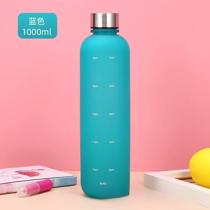 Botella deportiva para hidratación durante el entrenamiento - Muscle Home
