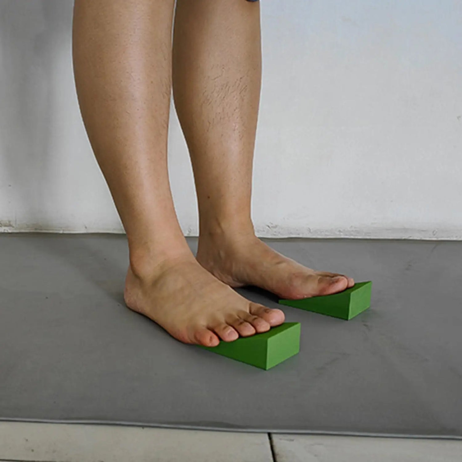 Cuña de yoga para apoyo, movilidad y sentadillas - Muscle Home